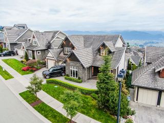 Photo 17: 2672 PLATINUM Lane in Abbotsford: Abbotsford East House for sale in "EAGLE MOUNTAIN" : MLS®# R2696575