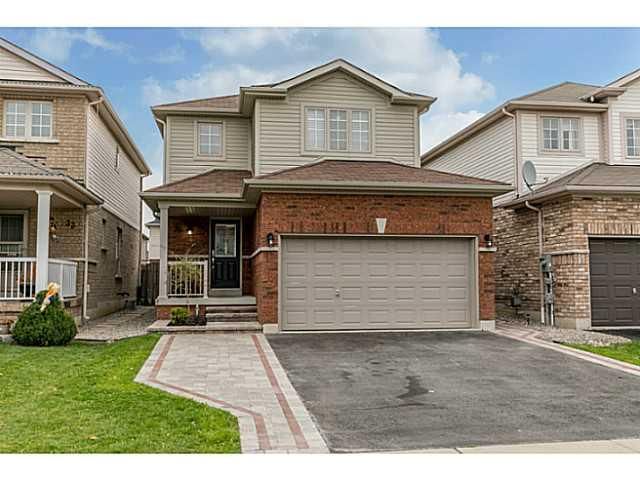 Main Photo: 35 MCMULKIN Street in New Tecumseth: House for sale