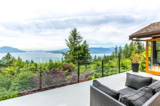 Photo 2: 440 TIMBERTOP Drive: Lions Bay House for sale (West Vancouver)  : MLS®# R2235810