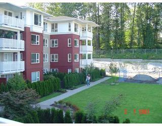 Photo 6: 202 4723 DAWSON Street in Burnaby: Parkcrest Condo for sale in "COLLAGE" (Burnaby North)  : MLS®# V659344