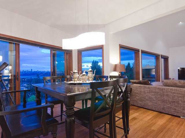 Photo 4: Photos: 848 YOUNETTE Drive in West Vancouver: Sentinel Hill House for sale
