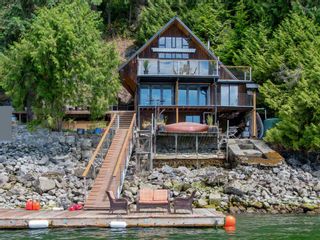 Photo 1: 1 COSY Cove in North Vancouver: Indian Arm House for sale in "Cosy COve" : MLS®# R2381296