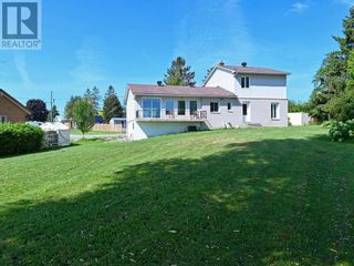 Photo 2: 3 RIVERVIEW CRESCENT in Johnstown: House for sale : MLS®# 1309113