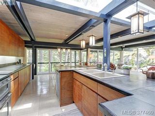 Photo 9: 4513 Edgewood Pl in VICTORIA: SE Broadmead House for sale (Saanich East)  : MLS®# 757832