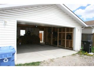 Photo 13: 416 MT ABERDEEN Close SE in Calgary: McKenzie Lake House for sale : MLS®# C4116988