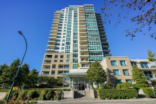 Photo 1: 1803 125 MILROSS Avenue in Vancouver: Downtown VE Condo for sale in "Creekside" (Vancouver East)  : MLS®# R2725817
