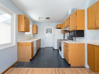 Photo 6: 2533 Deerford Street in Lakewood: Residential for sale (24 - Lakewood Mutuals)  : MLS®# PV21205839