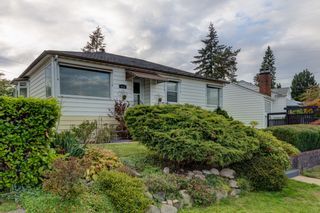 Photo 58: 933 LAUREL Street in New Westminster: The Heights NW House for sale in "The Heights" : MLS®# R2308868