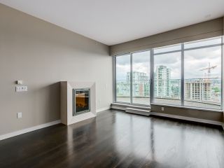 Photo 2: 1105 1661 Ontario St in SAILS-THE VILLAGE ON FALSE CREEK: Home for sale : MLS®# V1126890