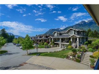 Photo 9: 41751 HONEY LN in Squamish: Brackendale Condo for sale : MLS®# V1124536