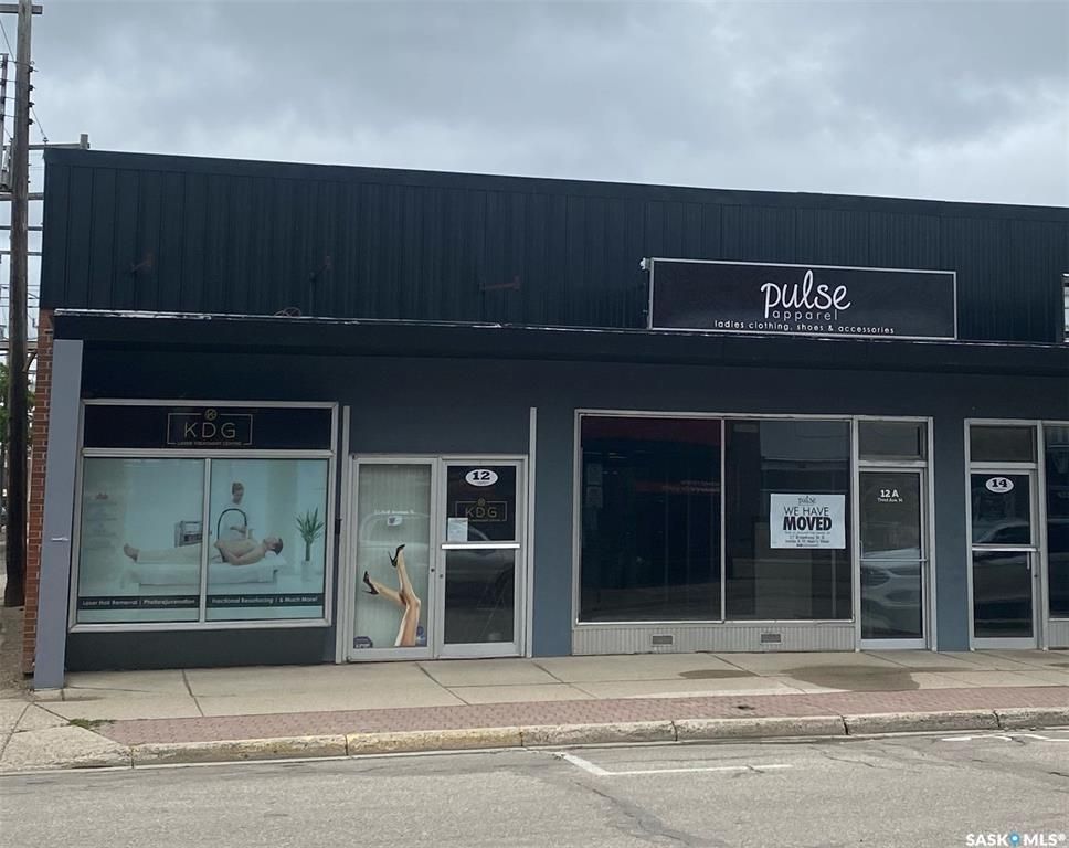 Main Photo: 14 3rd Avenue North in Yorkton: Commercial for lease : MLS®# SK866459