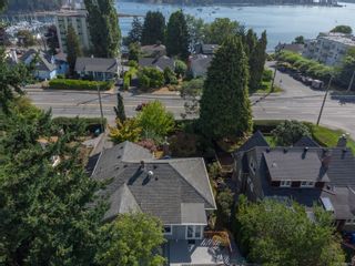 Photo 1: 225 Stewart Ave in Nanaimo: Na Brechin Hill House for sale : MLS®# 883621