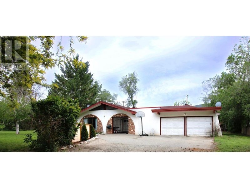 FEATURED LISTING: 5415 Highway 97 Other Oliver