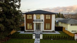 Photo 2: 5675 LAUREL Street in Burnaby: Central BN House for sale (Burnaby North)  : MLS®# R2859346