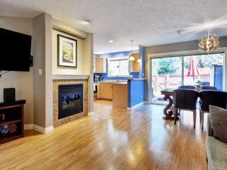 Photo 2: 27 172 Belmont Rd in Colwood: Co Colwood Corners Row/Townhouse for sale : MLS®# 914507