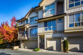 Photo 2: 13 20350 68 Avenue in Langley: Willoughby Heights Townhouse for sale in "SUNRIDGE" : MLS®# R2216625
