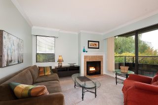 Photo 4: 203 1340 DUCHESS Avenue in West Vancouver: Ambleside Condo for sale in "DUCHESS LANE" : MLS®# R2725270