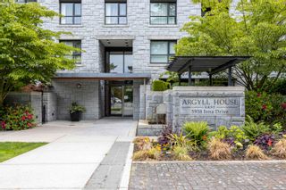 Photo 2: 107 5958 IONA Drive in Vancouver: University VW Townhouse for sale in "ARGYILL HOUSE EAST" (Vancouver West)  : MLS®# R2698456