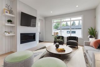 Photo 17: 233 24 Avenue NE in Calgary: Tuxedo Park Semi Detached (Half Duplex) for sale : MLS®# A2009919