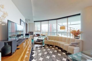 Photo 3: 1384 87 NELSON Street in Vancouver: Yaletown Condo for sale in "THE ARC" (Vancouver West)  : MLS®# R2679741