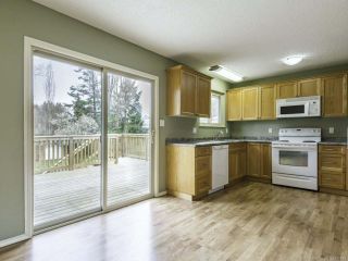 Photo 6: 1446 Dogwood Ave in COMOX: CV Comox (Town of) House for sale (Comox Valley)  : MLS®# 836883