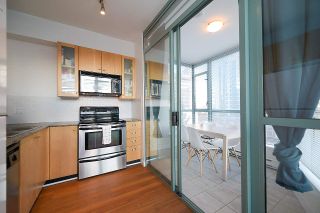 Photo 7: 402 1238 BURRARD Street in Vancouver: Downtown VW Condo for sale in "ALTADENA" (Vancouver West)  : MLS®# R2423214