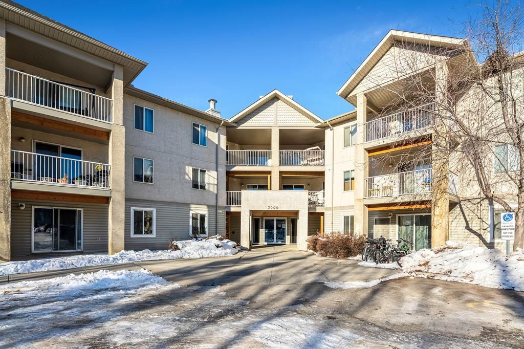 Main Photo: 307 3000 Citadel Meadow Point NW in Calgary: Citadel Apartment for sale : MLS®# A2012008