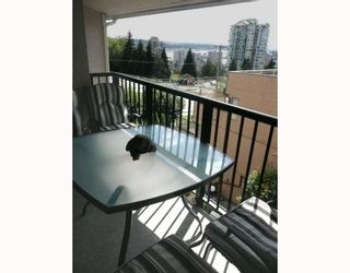Photo 3: 303 803 QUEENS Avenue in New Westminster: Uptown NW Condo for sale : MLS®# V784538