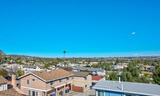Photo 9: PACIFIC BEACH Condo for sale : 1 bedrooms : 4205 Lamont St #19 in San Diego