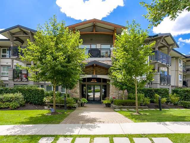 Main Photo: # 308 3082 DAYANEE SPRINGS BV in Coquitlam: Westwood Plateau Condo for sale : MLS®# V1090701