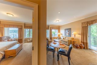 Photo 24: 304 2326 Harbour Rd in Sidney: Si Sidney North-East Condo for sale : MLS®# 843956