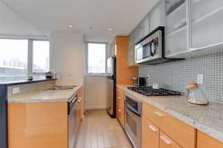 Photo 13: 2206 33 SMITHE Street in Vancouver: Yaletown Condo for sale in "Cooper's Lookout" (Vancouver West)  : MLS®# R2866058