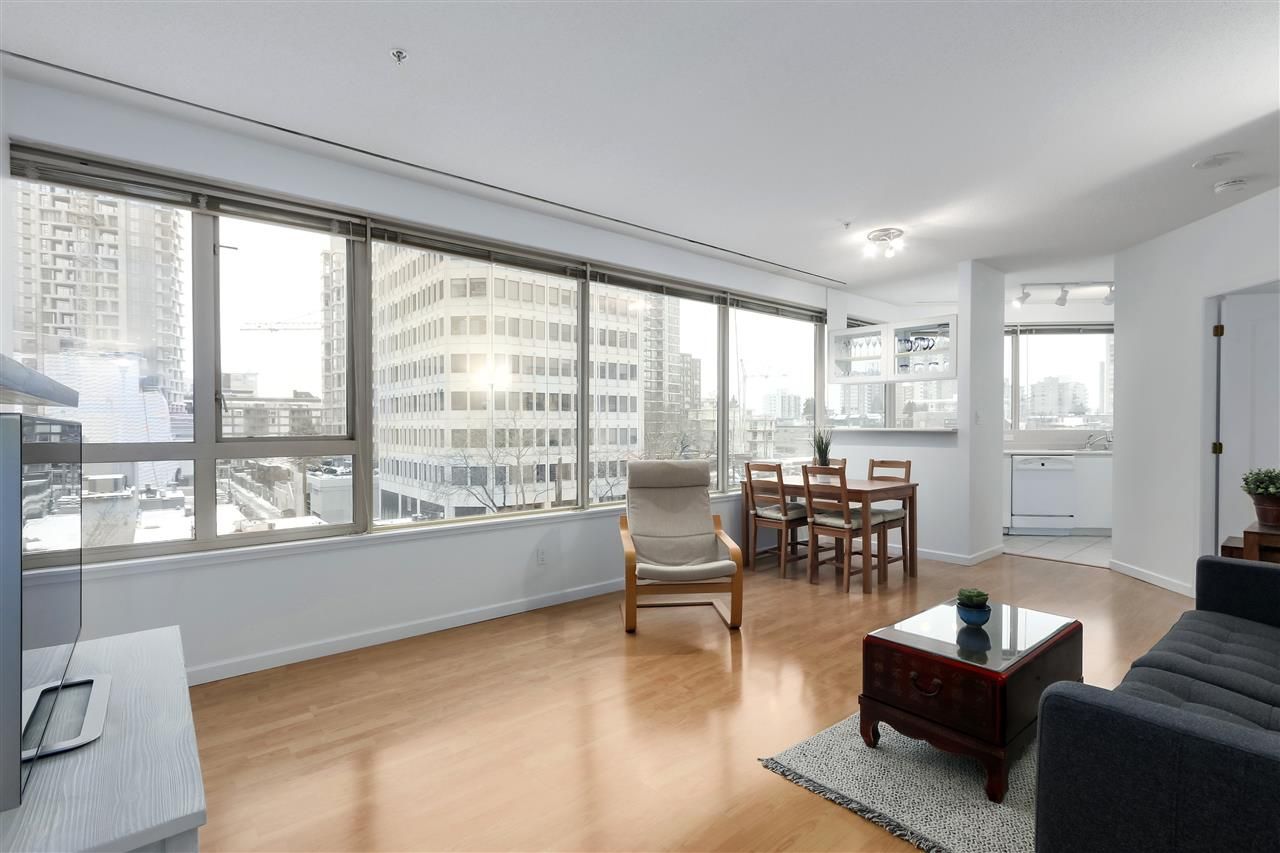 Main Photo: 407 1177 HORNBY Street in Vancouver: Downtown VW Condo for sale in "London Place" (Vancouver West)  : MLS®# R2437387