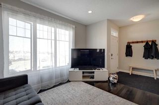 Photo 3: 1 405 33 Avenue NE in Calgary: Winston Heights/Mountview Row/Townhouse for sale : MLS®# A2116549