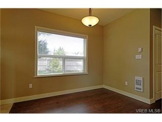Photo 3:  in VICTORIA: La Langford Proper Row/Townhouse for sale (Langford)  : MLS®# 454765