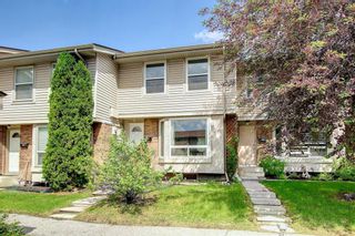 Main Photo: 160 123 Queensland Drive SE in Calgary: Queensland Row/Townhouse for sale : MLS®# A1230123