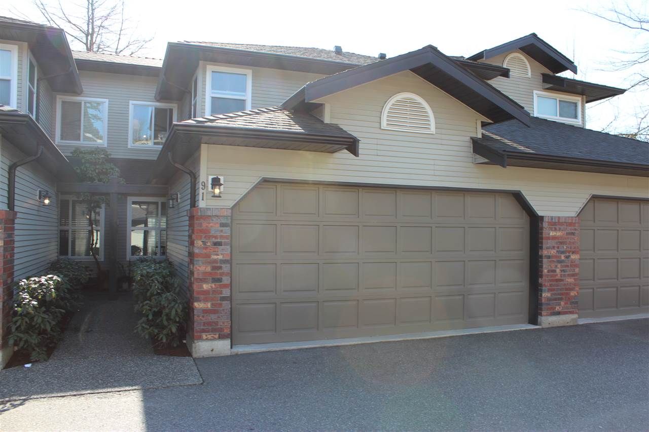 Main Photo: 91 36060 OLD YALE Road in Abbotsford: Abbotsford East Townhouse for sale in "Mountain View" : MLS®# R2549641