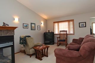 Photo 4: 779 STONEHAVEN Drive: Carstairs Residential Detached Single Family for sale : MLS®# C3617481