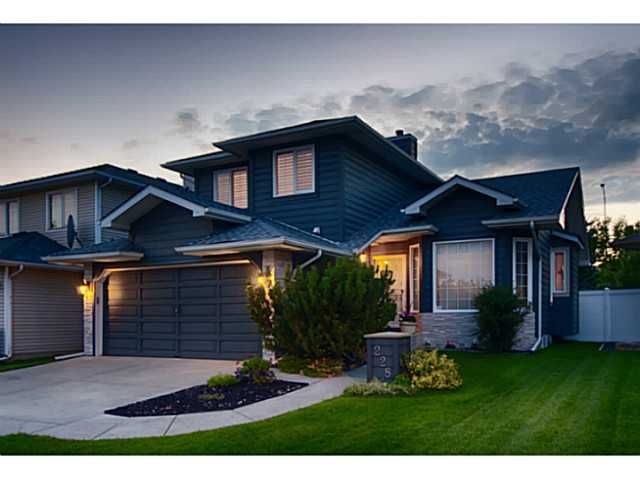 Main Photo: 228 CITADEL PASS Court NW in CALGARY: Citadel Residential Detached Single Family for sale (Calgary)  : MLS®# C3634589