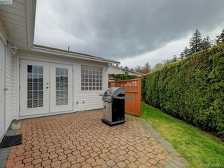 Photo 17: 63 Salmon Crt in VICTORIA: VR Glentana Manufactured Home for sale (View Royal)  : MLS®# 783796