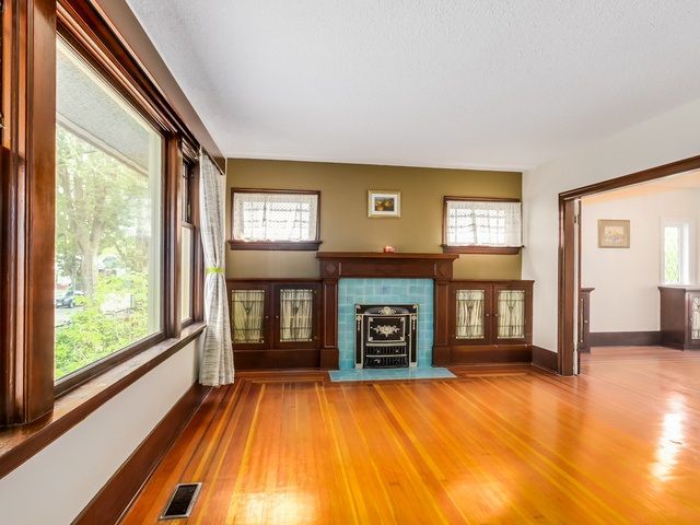 Photo 5: Photos: 1031 E 21ST Avenue in Vancouver: Fraser VE House for sale in "CEDAR COTTAGE" (Vancouver East)  : MLS®# R2000939