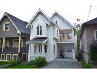 Photo 1: 4356 PRINCE EDWARD ST in Vancouver: Fraser VE House for sale in "MAIN/FRASER" (Vancouver East)  : MLS®# V991538