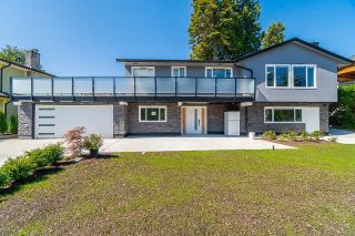 Photo 3: 1141 WALALEE Drive in Tsawwassen: English Bluff House for sale in "The Village" : MLS®# R2716209