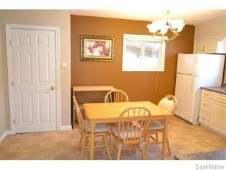 Photo 4: 331 X Avenue South in Saskatoon: Meadow Green Single Family Dwelling for sale (Saskatoon Area 04)  : MLS®# 546807