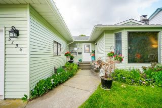 Photo 3: 5135 208A Street in Langley: Langley City House for sale : MLS®# R2698186