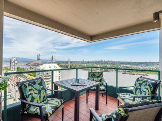 Photo 12: PH4 420 CARNARVON Street in New Westminster: Downtown NW Condo for sale : MLS®# R2892721