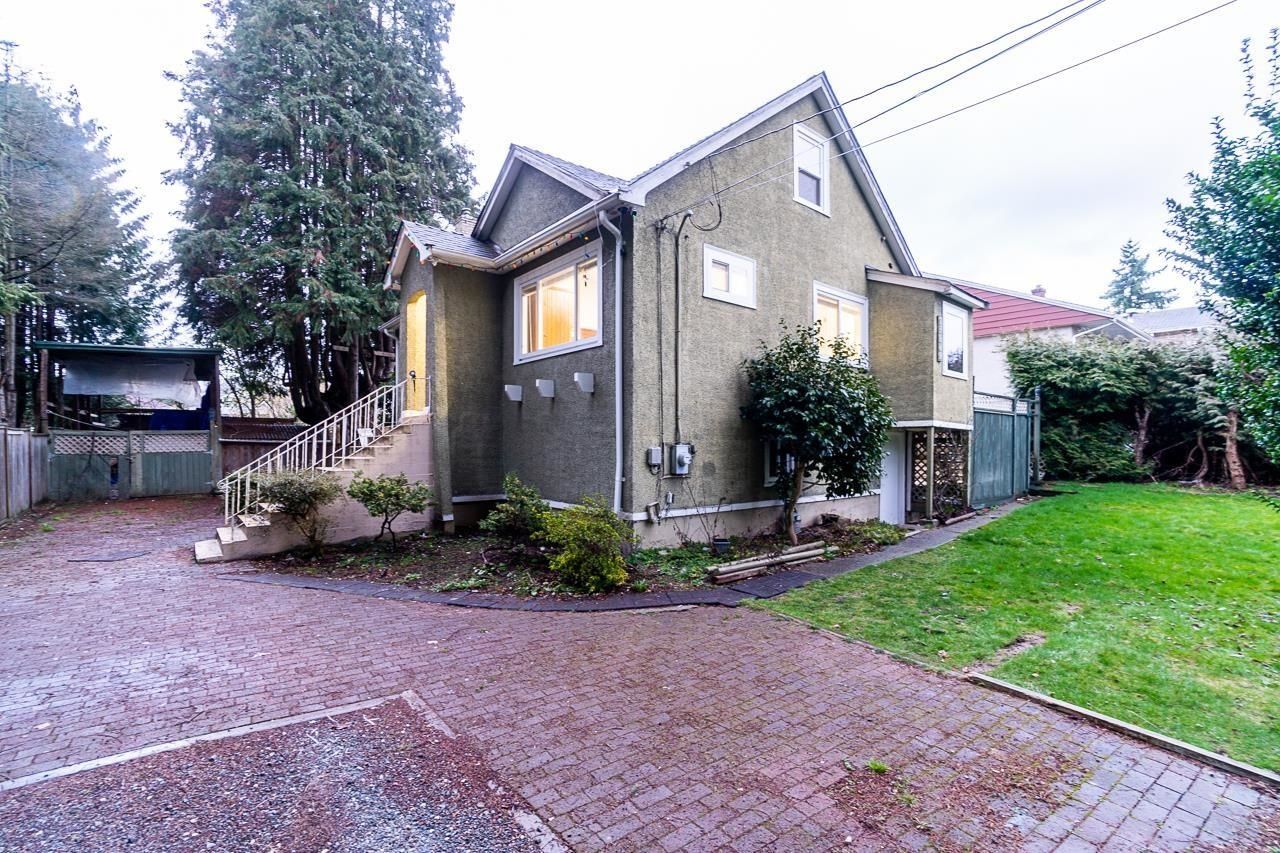 Main Photo: 13809 BERG Road in Surrey: Bolivar Heights House for sale (North Surrey)  : MLS®# R2728207