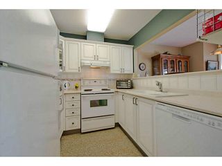 Photo 3: 402 3658 BANFF Court in North Vancouver: Northlands Condo for sale in "The Classics" : MLS®# V1028992