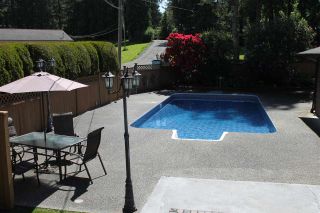 Photo 2: 2974 208 Street in Langley: Brookswood Langley House for sale in "Brookswood Fernridge" : MLS®# R2090496