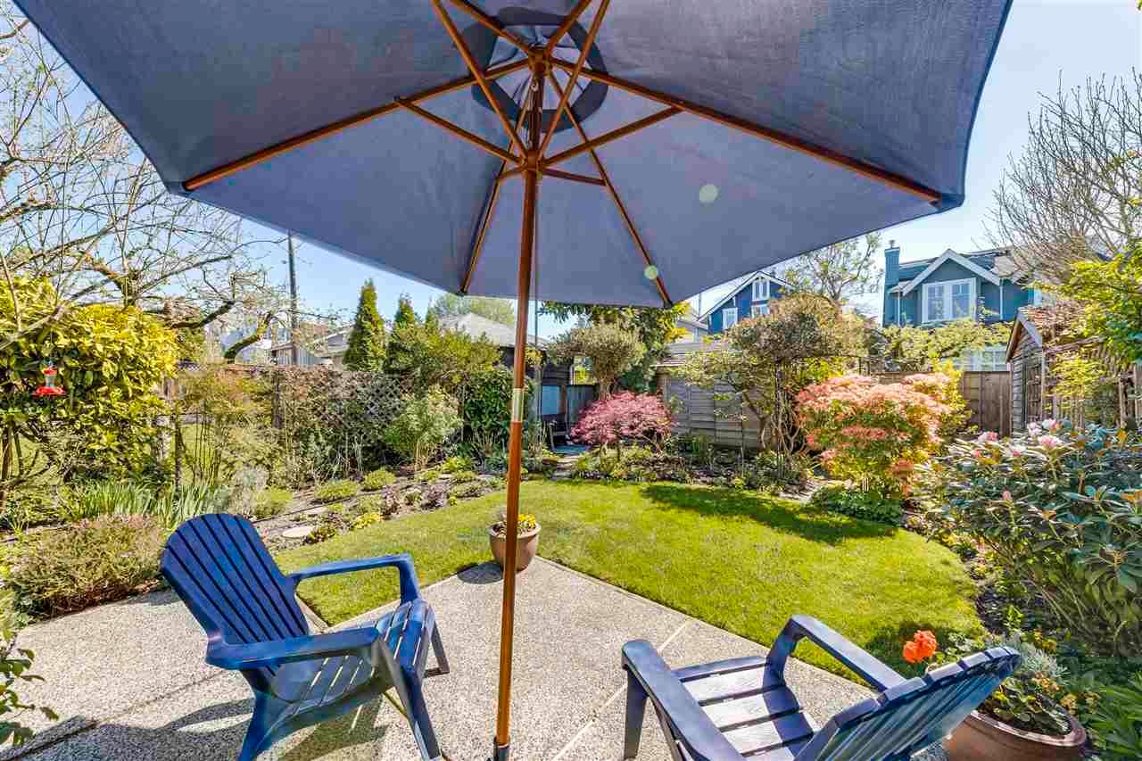 Main Photo: 2972 W 6TH Avenue in Vancouver: Kitsilano Townhouse for sale (Vancouver West)  : MLS®# R2572391